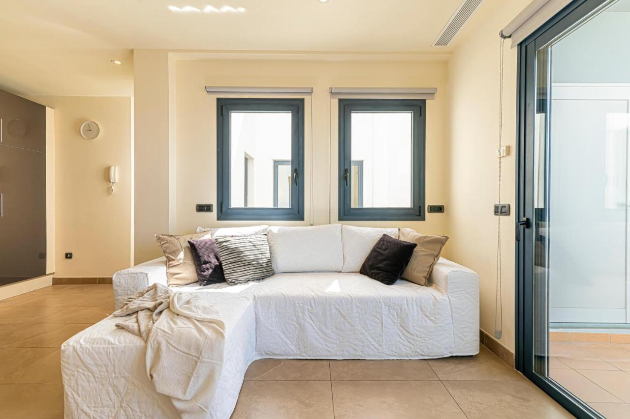 Luxury Holidays Suites, Playa De Los Cristianos Los Cristianos  Extérieur photo