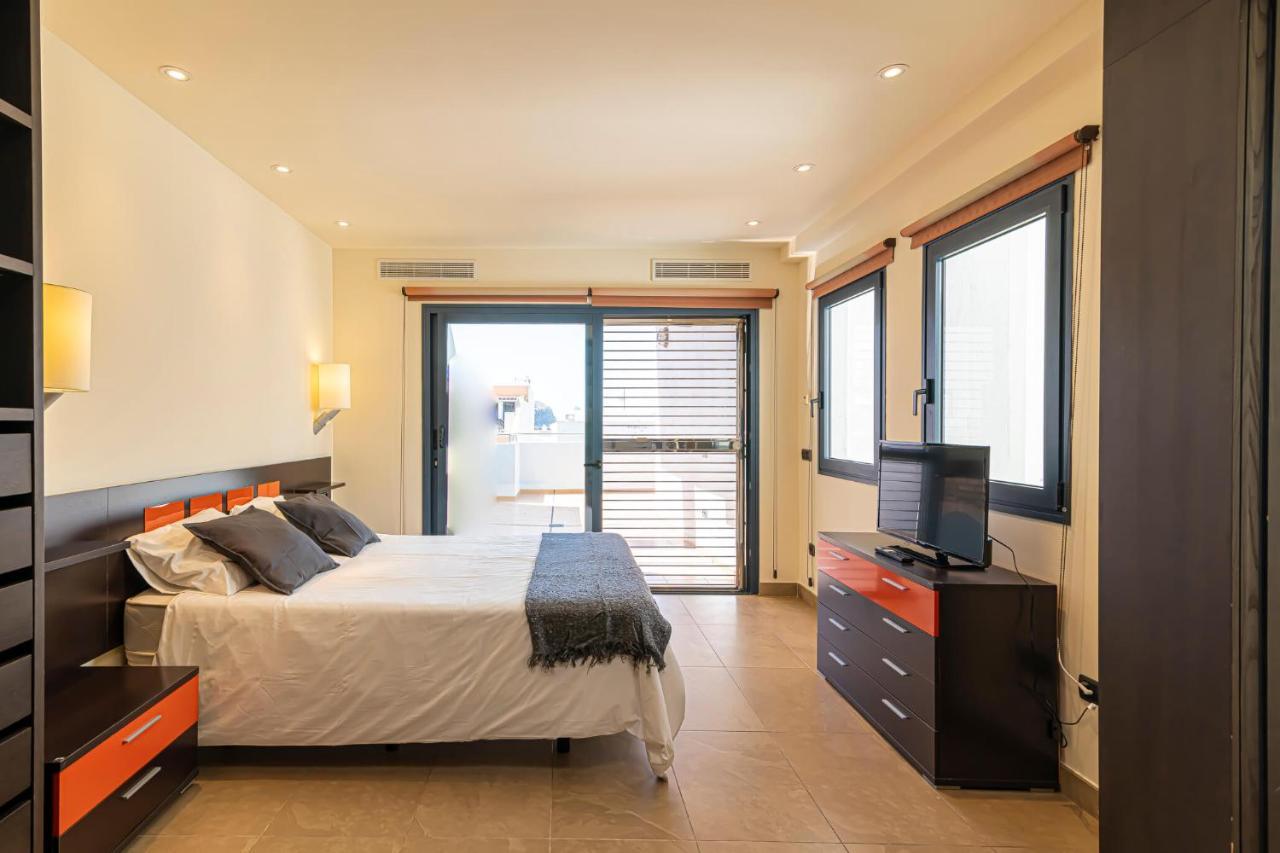 Luxury Holidays Suites, Playa De Los Cristianos Los Cristianos  Extérieur photo
