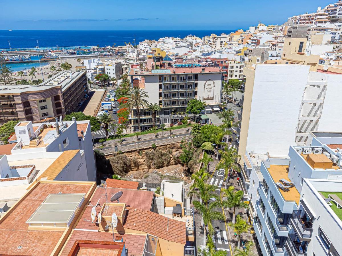 Luxury Holidays Suites, Playa De Los Cristianos Los Cristianos  Extérieur photo