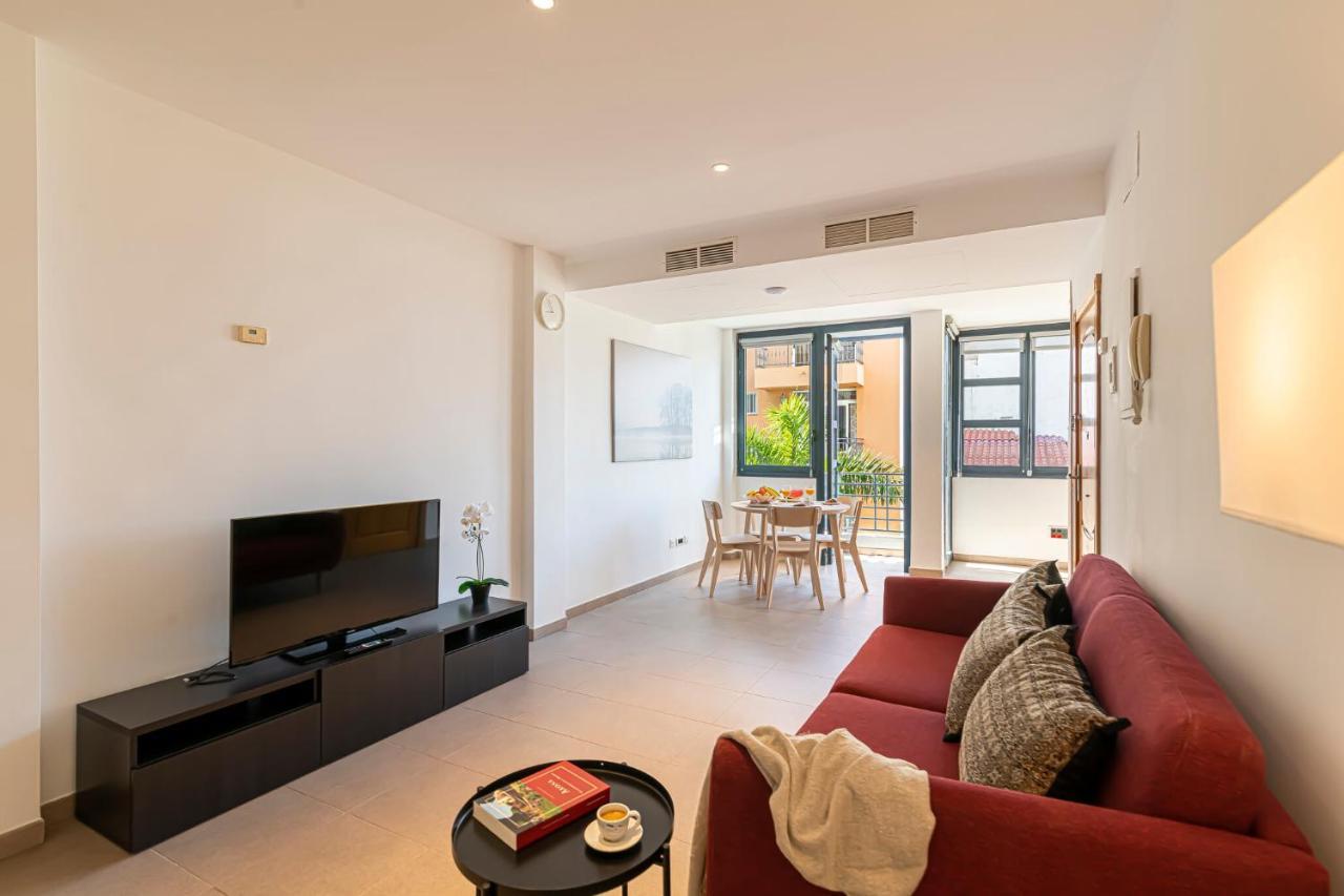Luxury Holidays Suites, Playa De Los Cristianos Los Cristianos  Extérieur photo