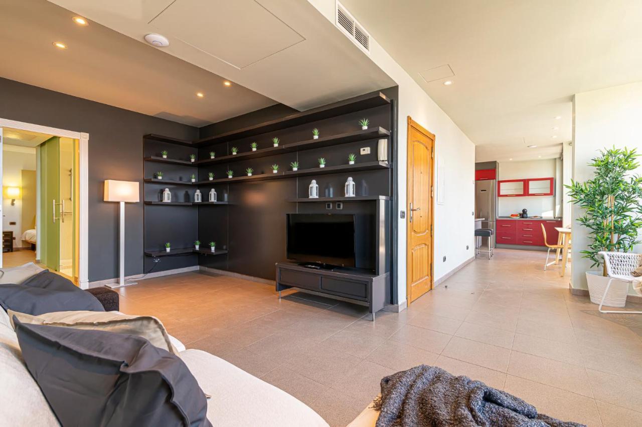 Luxury Holidays Suites, Playa De Los Cristianos Los Cristianos  Extérieur photo
